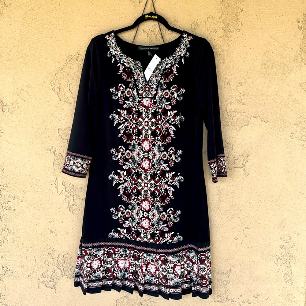 White House Black Market Black Red and Cream 3/4 Sleeve Dress